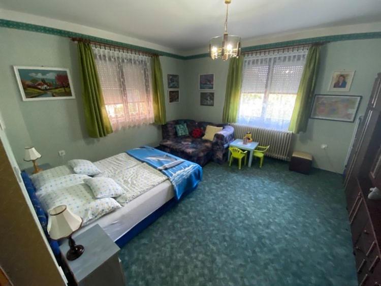 Sziszi nyaralóház Balatonszarszo Esterno foto